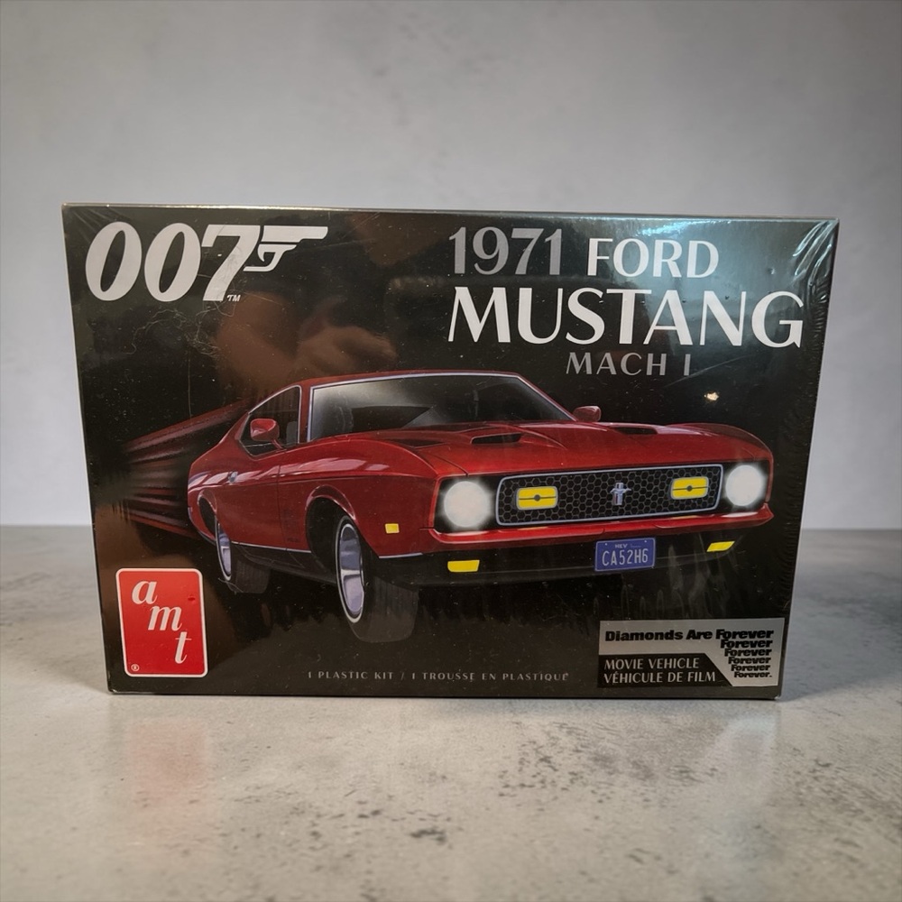 007‎ 1971 Ford Mustang Mach 1 Model Kit AMT 1/25 Sealed